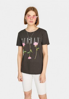 Футболка Stradivarius 