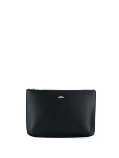 A.P.C. клатч с тисненым логотипом