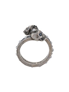 Alexander McQueen кольцо с декором из двух черепов