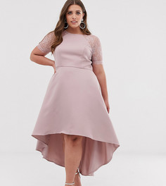 Асимметричное платье миди с кружевной отделкой Chi Chi London Plus - Розовый