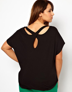 Блуза с оригинальным вырезом на спине New Look Inspire - Черный