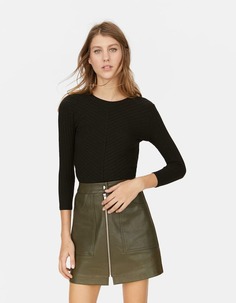 Футболка в елочку Stradivarius