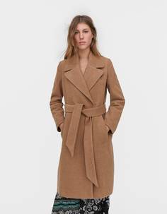 Пальто из сукна с поясом Stradivarius