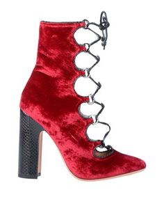 Полусапоги и высокие ботинки Valentino