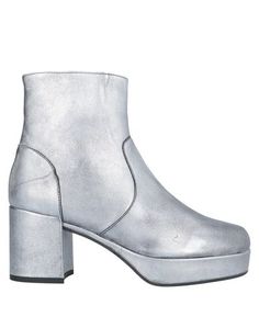 Полусапоги и высокие ботинки Pf16