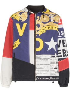 Versace куртка с капюшоном со сплошным принтом