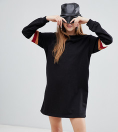 Трикотажное платье с полосками на рукавах Bershka - Красный