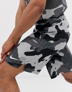 Серые камуфляжные шорты Nike Training - Серый