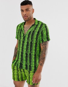 Фестивальная рубашка классического кроя с неоновым змеиным принтом ASOS DESIGN - Зеленый