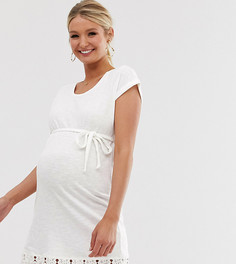 Белое платье-футболка с кружевной отделкой Mamalicious maternity - Белый Mama.Licious