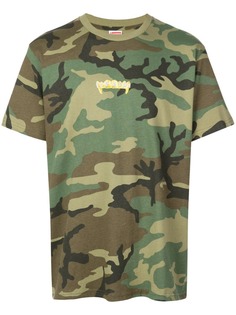 Supreme камуфляжная футболка с логотипом