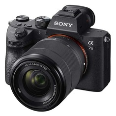Фотоаппарат SONY Alpha A7 III kit ( FE 28-70мм F3.5-5.6 OSS), черный кабель USB, кабель HDMI, зарядное устройство, ремень на плечо [ilce7m3kb.cec]