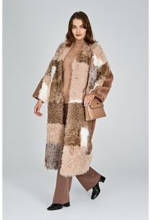 Шуба из овчины с отделкой овчиной калган Virtuale Fur Collection