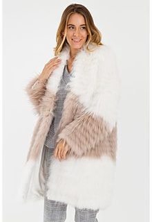 Шуба из меха енота Virtuale Fur Collection