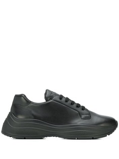Prada кроссовки с логотипом