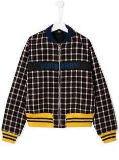 Burberry Kids клетчатый бомбер с логотипом