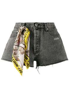 Off-White джинсовые шорты с декоративным платком