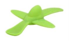 Детская посуда и аксессуары Ложка Oogaa силиконовая зеленая самолет 18см (S831)