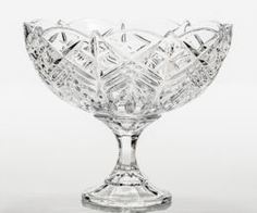 Столовая посуда Салатник Bohemia Таурус на ножке 22 см