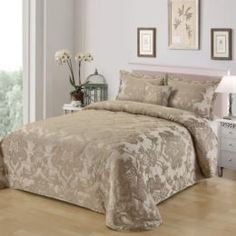 Пледы и покрывала Покрывало 240х260 жаккард объемное Sofi De Marko (П-ББ-№2-240Х260)