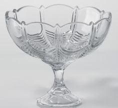 Столовая посуда Салатник Bohemia Орион на ножке 22 см