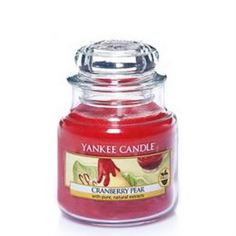 Свечи, подсвечники, аромалампы Аромасвеча в банке Yankee Candle Клюква-груша