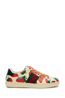 Кожаные кроссовки с ягодным принтом Ace Gucci