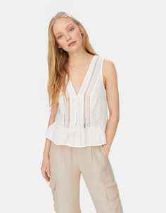 Блуза с кружевом кроше Stradivarius