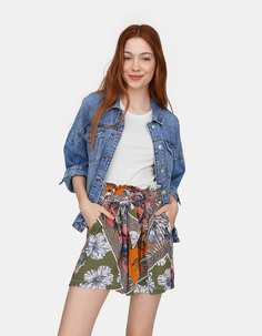Укороченные брюки свободного кроя Stradivarius
