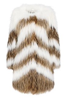 Шуба из меха енота Virtuale Fur Collection