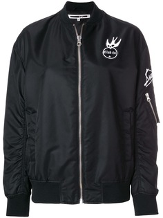 McQ Swallow куртка-бомбер с нашивками Alexander McQueen