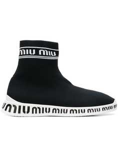 Miu Miu ботинки с носочной вставкой с логотипами