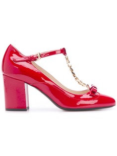 Nº21 chain detail pumps