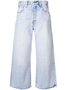 Levis укороченные расклешенные джинсы