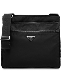 Prada сумка-мессенджер с бляшкой с логотипом