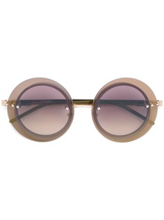 Sama Eyewear круглые солнцезащитные очки Loree Rodkin