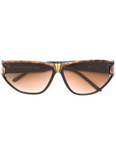Givenchy Pre-Owned солнцезащитные очки в прямоугольной оправе