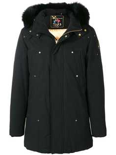 Moose Knuckles .zipped up parka
