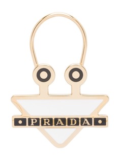 Prada металлический брелок