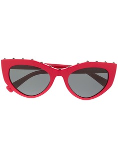 Valentino Eyewear солнцезащитные очки в оправе кошачий глаз с заклепками