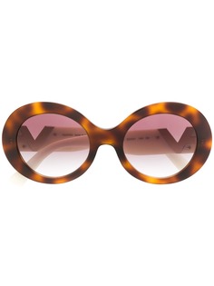 Valentino Eyewear круглые солнцезащитные очки с логотипом VLogo