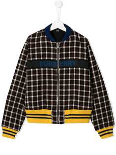 Burberry Kids клетчатый бомбер с логотипом