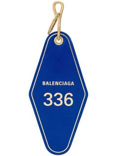 Balenciaga брелок для ключей в виде отельного ярлыка