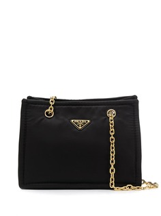 Prada сумка на плечо с металлическим логотипом