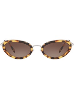 Miu Miu Eyewear солнцезащитные очки в оправе кошачий глаз Délice