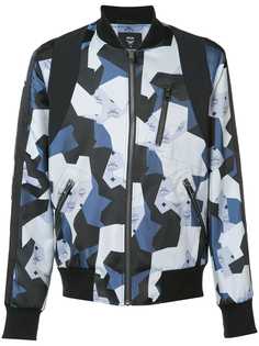 Raeburn куртка-бомбер с геометрическим принтом