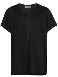 Yohji Yamamoto футболка с асимметричным воротом