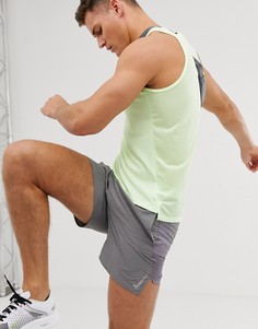 Серые шорты Nike Running Challenger 7 - Серый