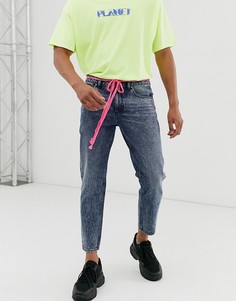 Классические мраморные джинсы с поясом-шнурком ASOS DESIGN - Синий