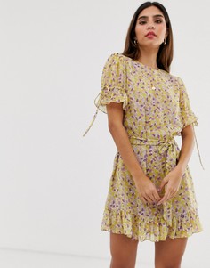 Платье мини с цветочным принтом и поясом The East Order - Arlo - Фиолетовый